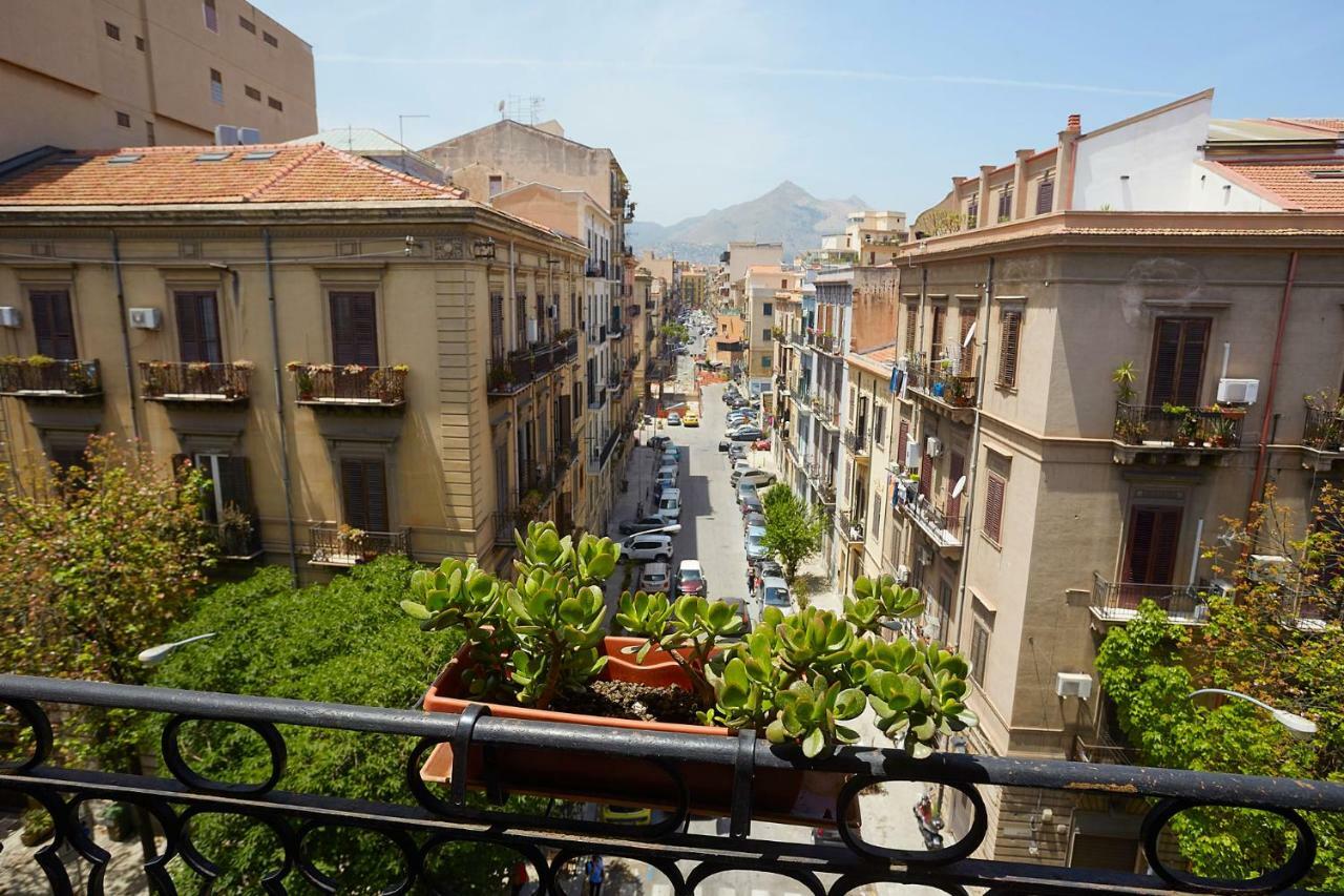 Apartamento Casuzza Al Politeama Palermo Exterior foto